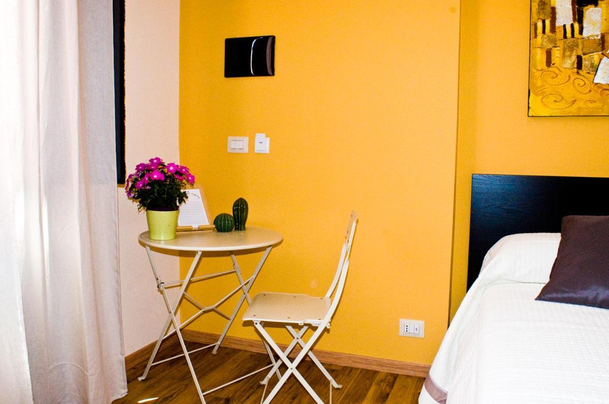 B&B Affittacamere Trigona Misterbianco Luaran gambar