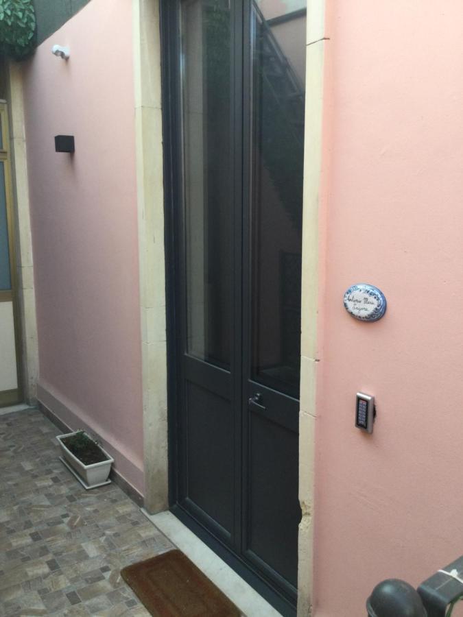 B&B Affittacamere Trigona Misterbianco Luaran gambar
