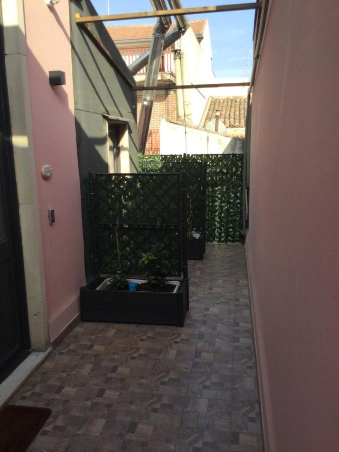 B&B Affittacamere Trigona Misterbianco Luaran gambar
