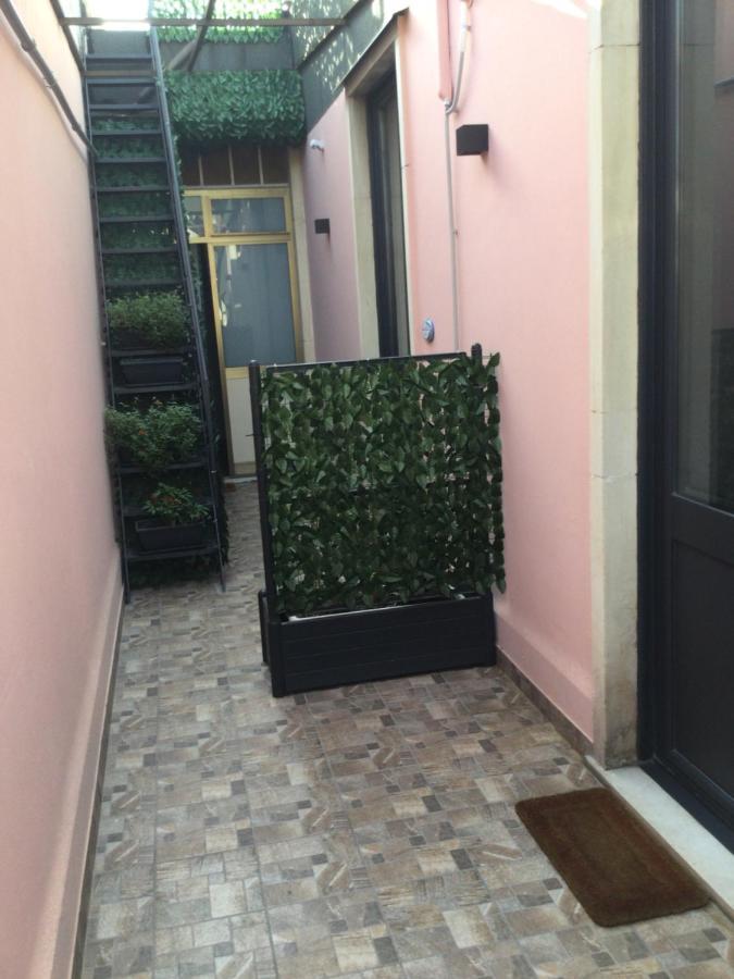 B&B Affittacamere Trigona Misterbianco Luaran gambar
